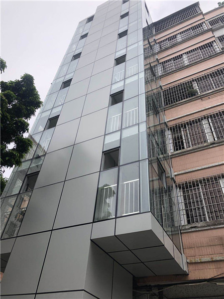 同福西二街26号铝单板加玻璃幕墙